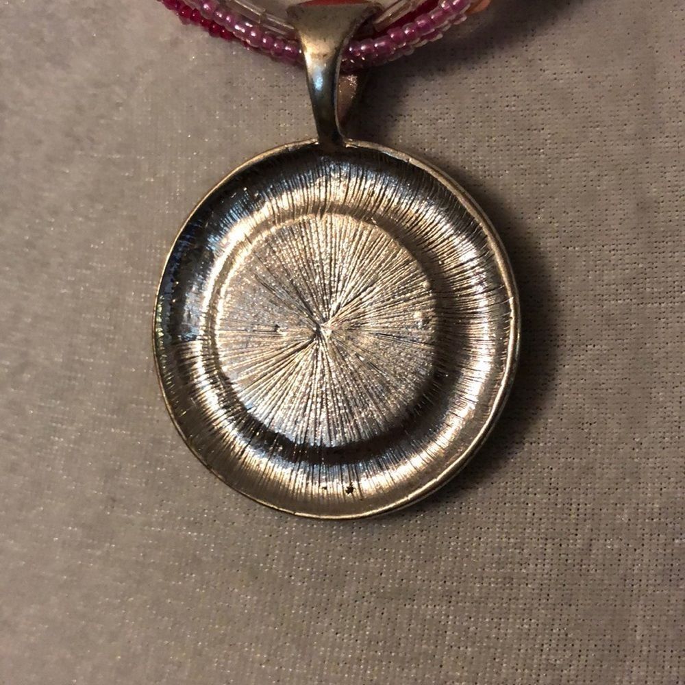 Hand Crafted Shell Look Pendant Matching E View 3